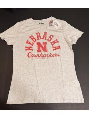 Women’s Nebraska Cornhuskers Graphic T-Shirt Medium. NWT. Grey. CollegeCSA